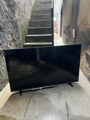 TV RETIRADA DE PEÇAS