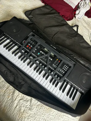 Vendo teclado MXT M-T5000