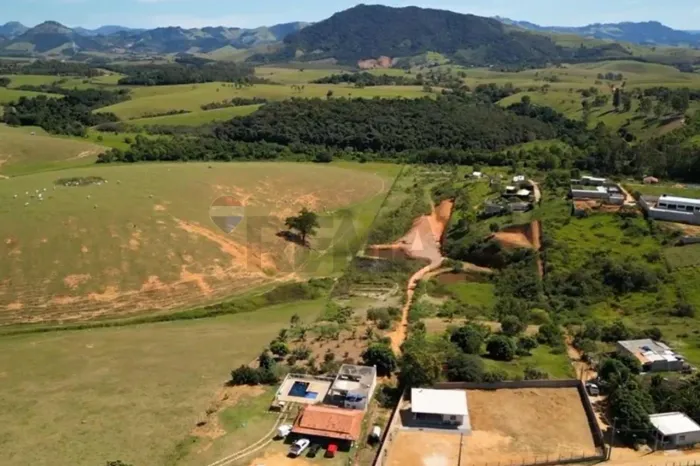 Terreno Rural com 2.000 m² à Venda em Itapeúna Anchieta/ES