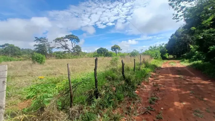 Chácara à Venda  15 km de Brazlândia só o terreno não tem casa