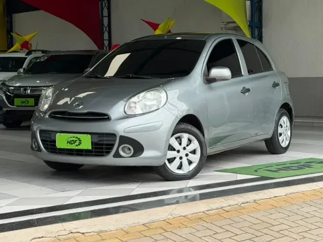 Nissan March S 1.0 16V Flex Fuel 5P 2013