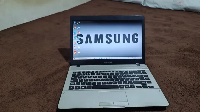 Notebook CORE i3 Samsung RAM 4GB SSD 128 GB