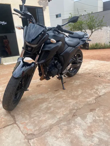 Fz 250 - modelo pantera negra - 2023