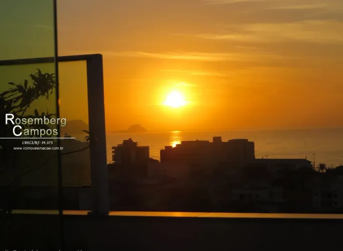 Cobertura dúplex dois quartos + escritório Riviera Fluminense Macaé RJ!