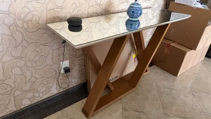Aparador com espelho