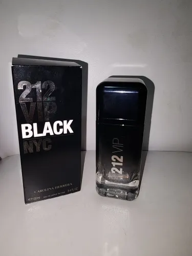 Carolina Herrera 212 VIP Black 100ml Original + Caixa