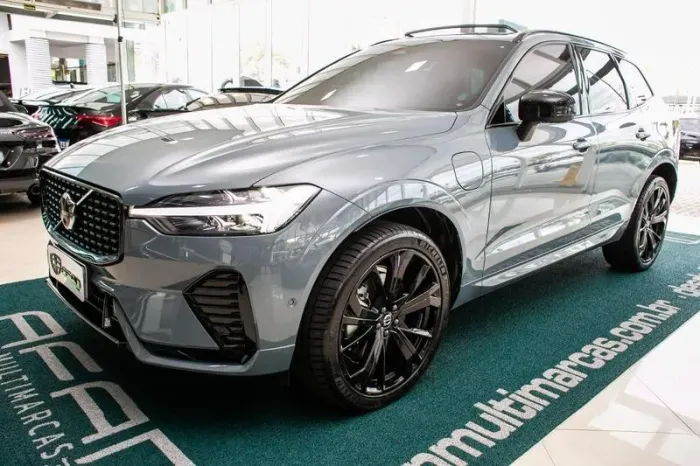 Volvo XC-60 T-8 Ultra Dark 2.0 AWD (híbrido) 2024