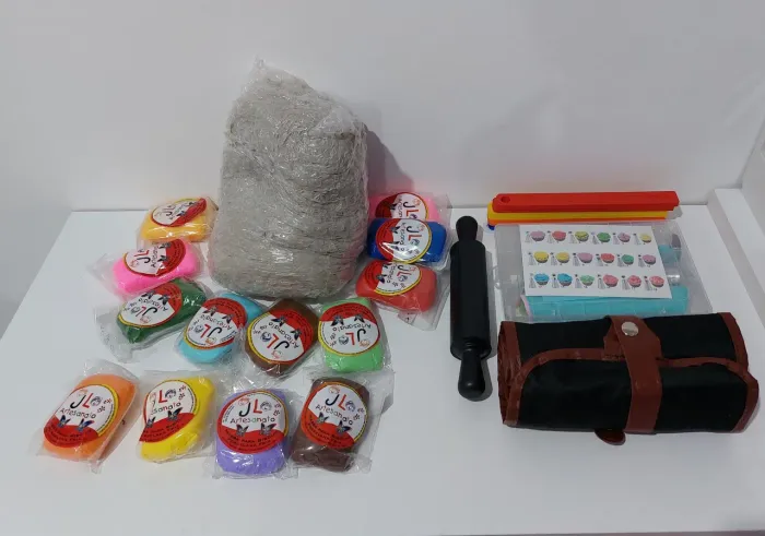 Kit Completo Para Artesanato (Porcelana 5kg + 13 Biscuit + Rolo + Niveladores + Materiais