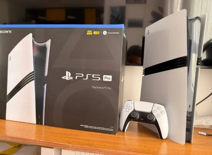Oportunidade - PS5 Pró - Muito Novo