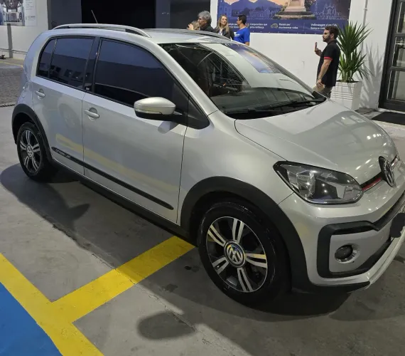 Volkswagen Up! Cross 1.0 TSI Total Flex 12V 5P 2018