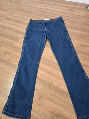 Roupas Novas e Seminovas