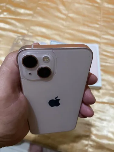iPhone 13 rose