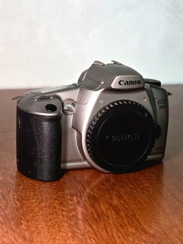 Canon EOS 3000N (Cinza)