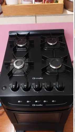 Fogão com mesa de vidro Mueller 4 queimadores 