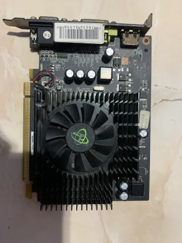 placa de vídeo GT 220x ZN 1gb