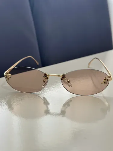 Óculos de Sol FENDI FE40048S