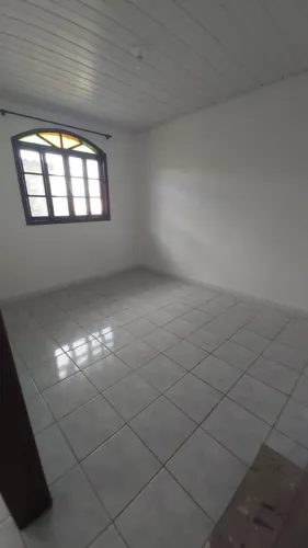 ALUGA-SE CASA DE FUNDOS - BAIRRO JOSÉ MENDES - DIRETO COM O PROPRIETÁRIO!