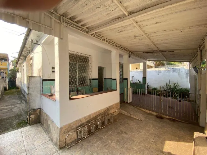 Casa com 3 Quartos à venda, 123 m² por R$ 750.000 - Vila Valqueire - Rio de Janeiro/RJ