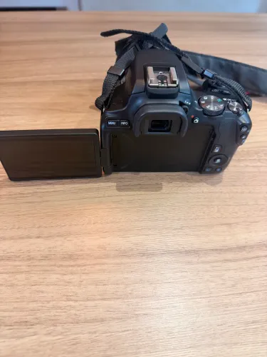 Câmera Cânon IOS SL3