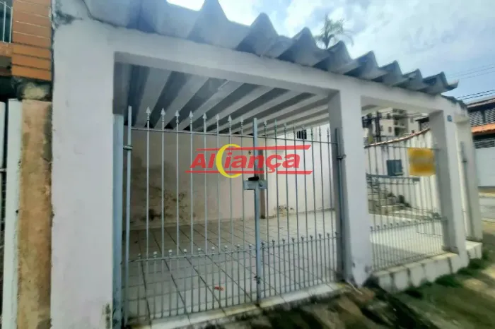 Casa à venda com 190m², 3 quartos e 2 vagas e Quintal grande