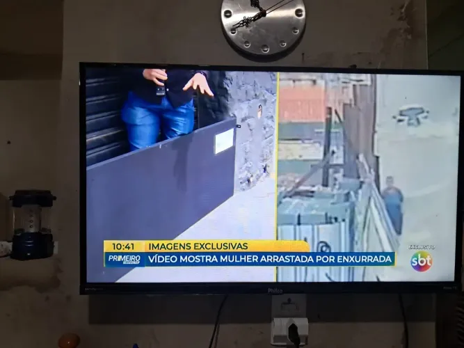 Tv 32 pol