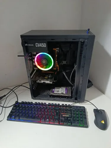 PC GAMER + TECLADO + MOUSE