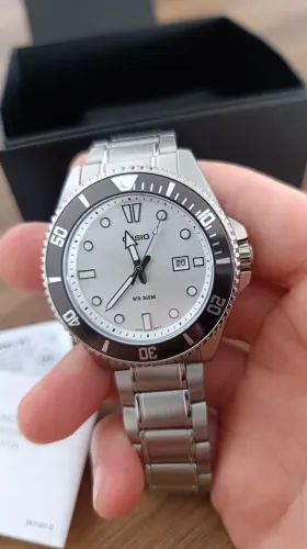 Relógio Casio Duro MDV-107D-7AVDF em perfeito estado