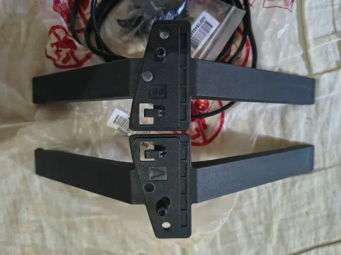 Base Pedestal da Tv LG 50UR8750PSA