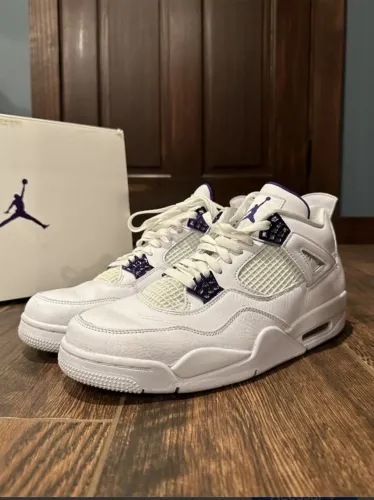 Jordan 4 retro Metallic purple 