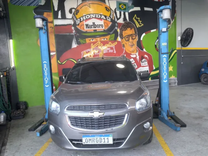 Chevrolet Spin LTZ 1.8 8V Econo.flex 5P Aut. 2013