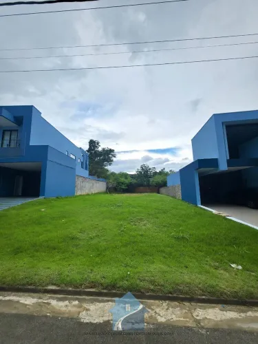 Lote no Condomínio Alphaville IV - Ponta Negra