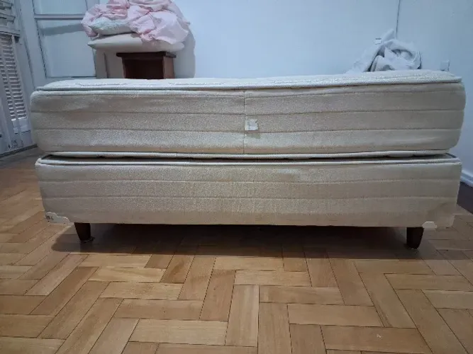 Coma box e colchão Herval casal molas