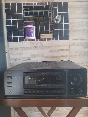 Receiver onkyo tx-ds575x