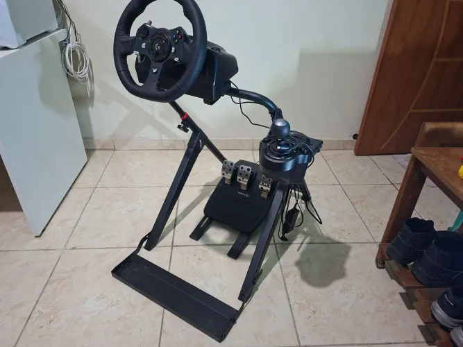 Kit volante Logitech G920 com câmbio e suporte (cockpit)