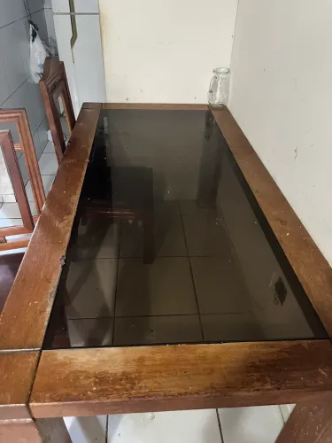 MESA EM CEREJEIRA