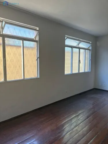 Apartamento com 3 dormitórios para alugar, 140 m² por R$ 2.869,00/mês - João Pinheiro - Be