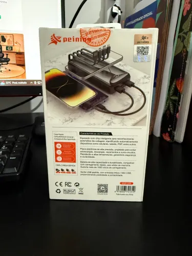 Carregador portátil  20000mAh  cabo embutido 4 em 1 e indução . 