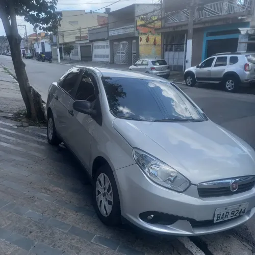 Fiat Grand Siena Essence 1.6 Flex 16V 2016