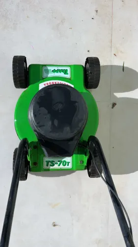 Máquina de cortar grama Trap TS-70T recicladora