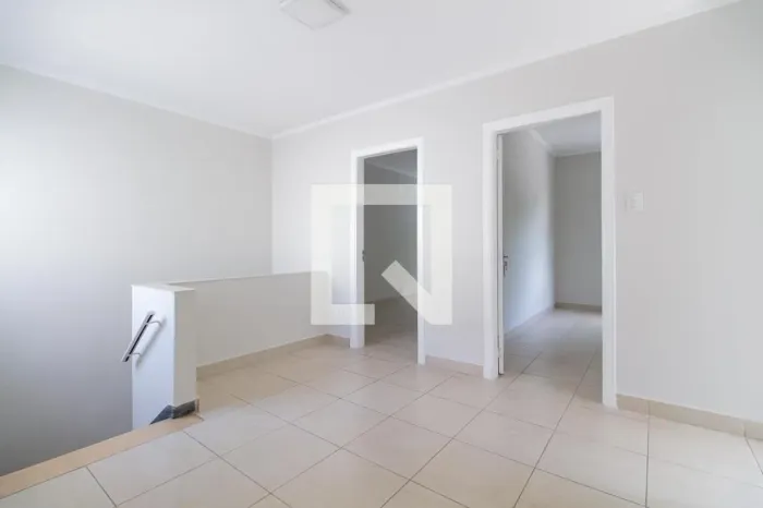 Casa à Venda - Cambuci, 2 Quartos, 70 m2