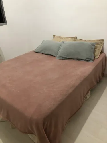 Vendo cama mais colchão usado