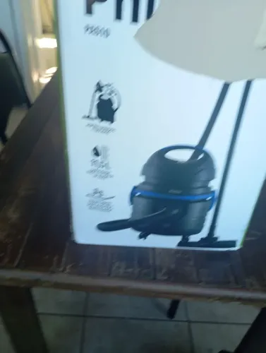 Vendo ou troco esse aspirador de pó,e água por algo de meu interesse.
