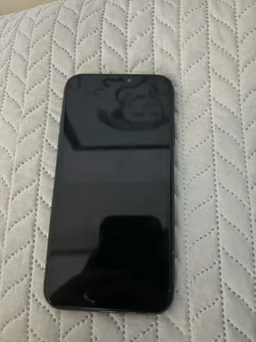 IPHONE 11 PARA SAIR LOGO?