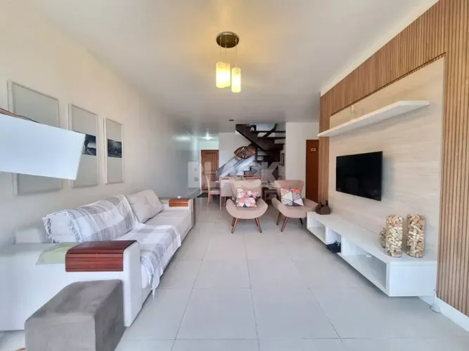 Cobertura mobiliada a venda na Praia Grande em Torres RS
