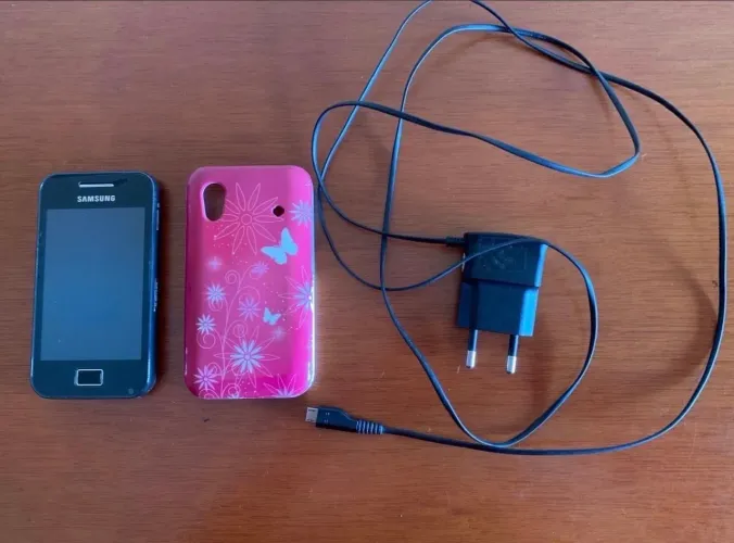 celular samsung galaxy ace (gt-s5830) acompanha carregador