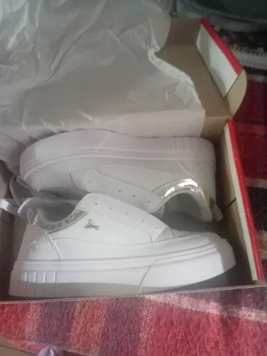 Tenis