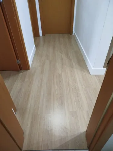 Piso Laminado, Vinilico e Rodapés