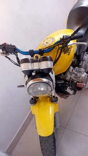 HORNET 600