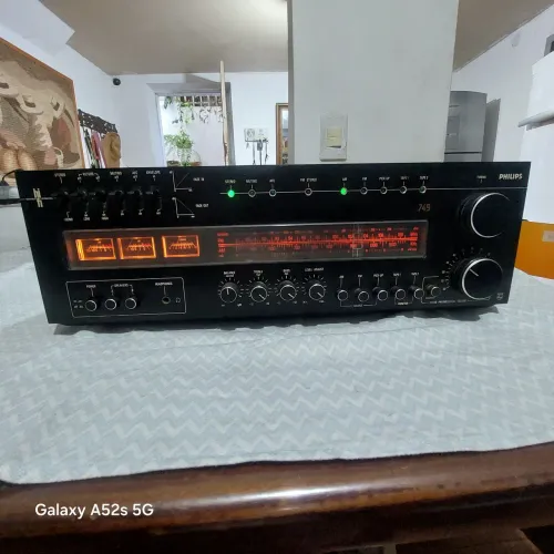 Receiver philips 749