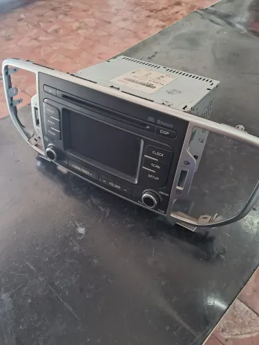 RADIO ORIGINAL KIA SPORTAGE.